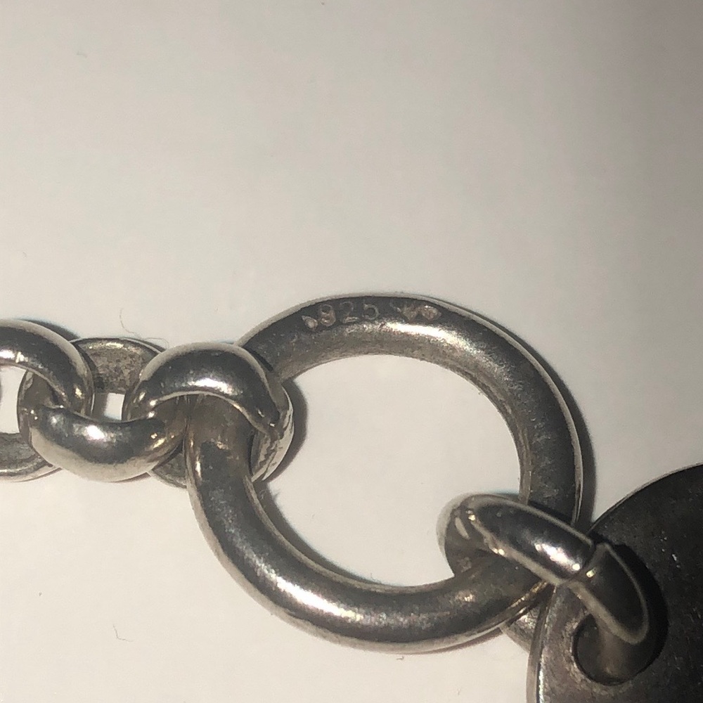 Silver toggle bracelet - Picture 2 of 3